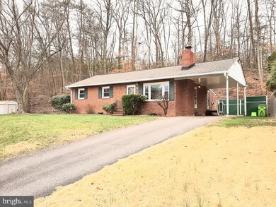 17926 Curtis Dr, Dumfries, VA 22026 - photo 2