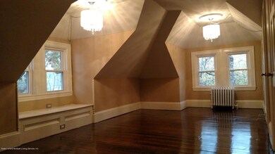 1002 Forest Ave unit 2, Staten Island, NY 10310 - photo 7