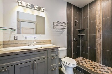 433 NE Dekalb Ave, Bend, OR 97701 - photo 5