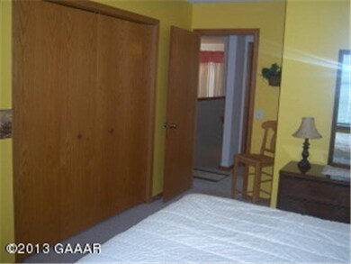 1001 Benjamin Dr, Alexandria, MN 56308 - photo 7