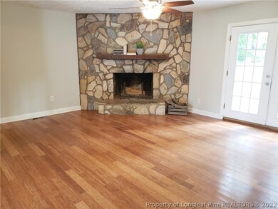 2306 Rolling Hill Rd, Fayetteville, NC 28304 - photo 5