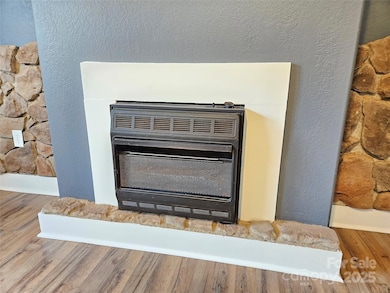 311 N Meadow Dr, Morganton, NC 28655 - photo 3