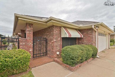 1526 Cynthia Ln, Wichita Falls, TX 76302 - photo 2