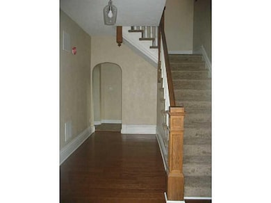 Entry/Foyer. Arched doorways add character off the
