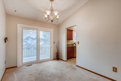 07 Dining Room