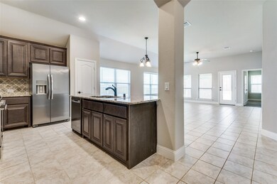 609 W North Creek Dr, Sherman, TX 75092 - photo 7