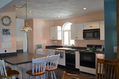 36 Thurman Park, Everett, MA 02149 - photo 3