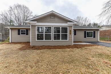 376 Weatherford Dr, King, NC 27021 - photo 4
