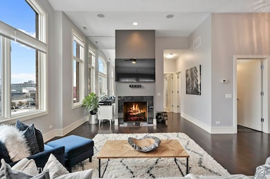 711 W Grand Ave unit 503, Chicago, IL 60654 - photo 4