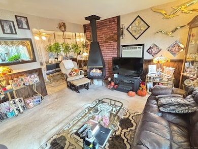 38 Arbor Ave, Naugatuck, CT 06770 - photo 4