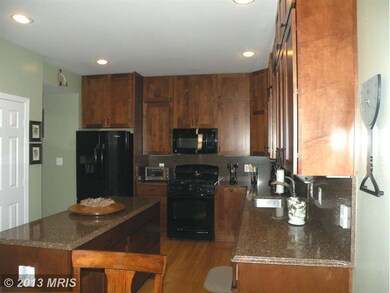 11050 Grassy Knoll Terrace, Germantown, MD 20876 - photo 4