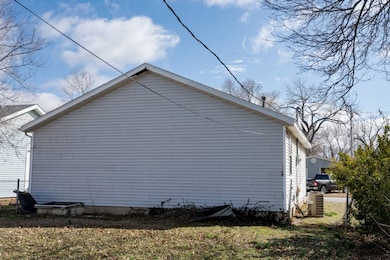 908 Jefferson Ave, Joplin, MO 64801 - photo 6