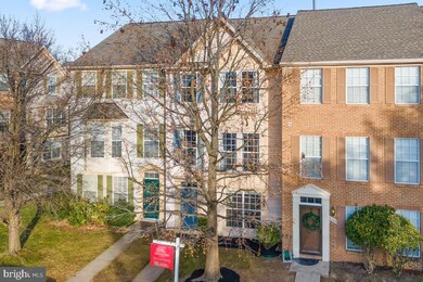 6208 Yellow Dawn Ct, Columbia, MD 21045 - photo 2