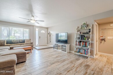 006_Family Room