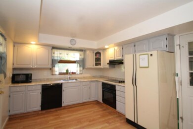 591 Blackburn Ave, Fairfield, OH 45014 - photo 5