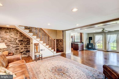 4575 Harney Rd, Taneytown, MD 21787 - photo 3