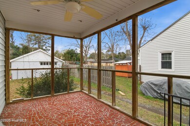 105 N 25th St, Wilmington, NC 28405 - photo 7