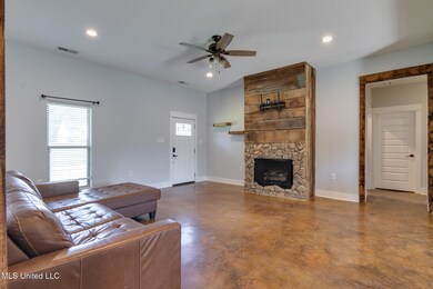 950 Malone Rd S, Hernando, MS 38632 - photo 4