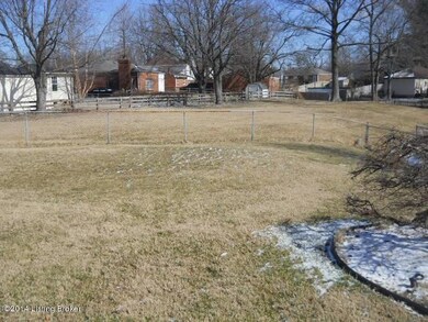 5807 Eldorado Ave, Louisville, KY 40291 - photo 4