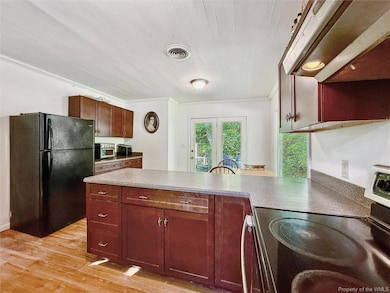 Generous counter and cabinet space