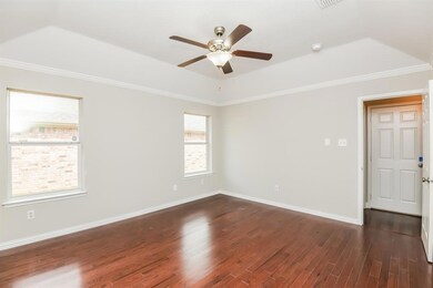 220 Preston Dr, Cleburne, TX 76033 - photo 5