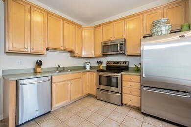 35 Maple Tree Ave unit 1, Stamford, CT 06906 - photo 7