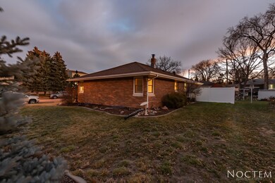 1110 N 1st St-1