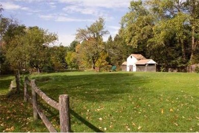 161 Hosmer St, Hudson, MA 01749 - photo 4