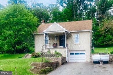 1819 Mount Laurel Rd, Temple, PA 19560 - photo 2