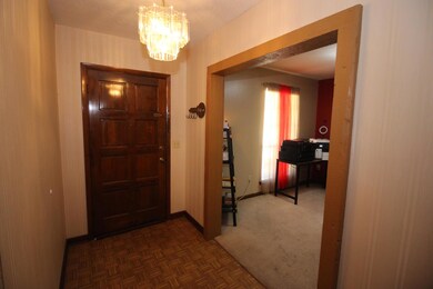 11 Clairmont Cir, Laurel, MS 39440 - photo 4