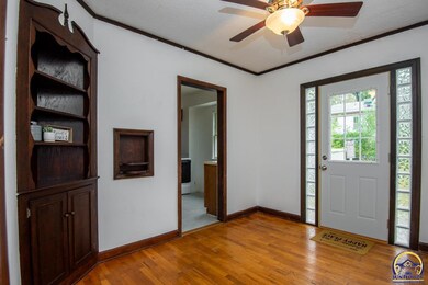 1142 SW Wayne Ave, Topeka, KS 66604 - photo 5