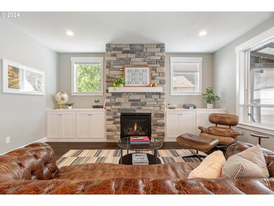 6435 Frost St, Lake Oswego, OR 97035 - photo 6