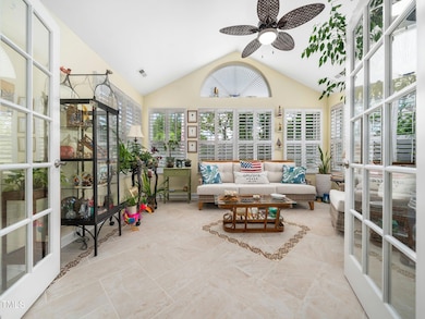 43-web-or-mls-1167 Blue Bird-10