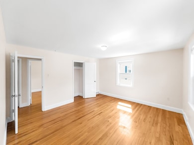 34 Bateman St unit 2, Roslindale, MA 02131 - photo 3