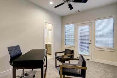 4504 Trevor Park Ln, Houston, TX 77018 - photo 6