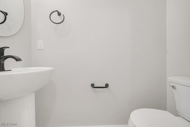 5068 Shepherds Glen, Willoughby, OH 44094 - photo 6