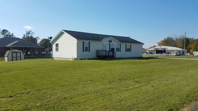 443 W 12th St, Warren, IN 46792 - photo 2