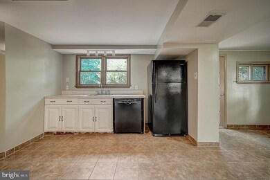 210 Balligomingo Rd, Conshohocken, PA 19428 - photo 6