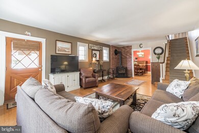 2417 Wynnefield Dr, Havertown, PA 19083 - photo 6