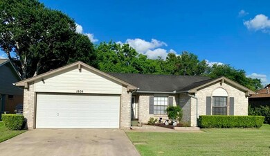 1809 Leissner St, Bay City, TX 77414 - photo 2