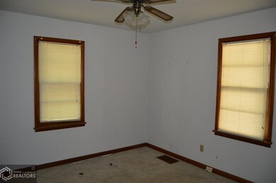 1113 W Summit Ave, Shenandoah, IA 51601 - photo 7