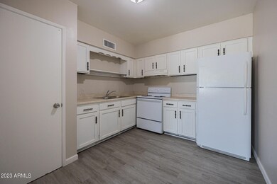 2350 E Broadway Rd unit B, Mesa, AZ 85204 - photo 5