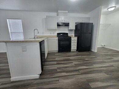 3401 N Walnut Rd unit 13, Las Vegas, NV 89115 - photo 5