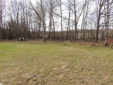 1018 & 1020 Cordoba Ln, Lake Isabella, MI 48893 - photo 4
