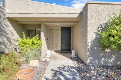 23 Kevin Lee Ln, Rancho Mirage, CA 92270 - photo 2