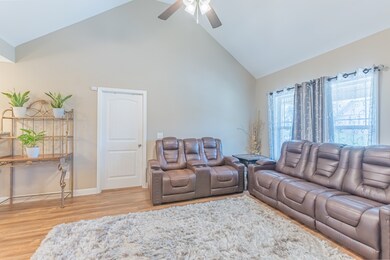 101 Lexington Cove, Shelbyville, TN 37160 - photo 5