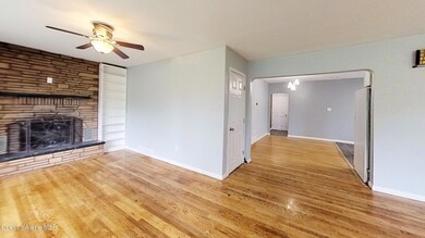 4210-N-Stevens-St-Unfurnished (2)