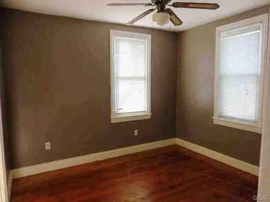 321 E Church St, Bethlehem, PA 18018 - photo 3