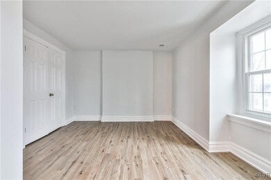 39 N 11th St unit C, Allentown, PA 18101 - photo 7