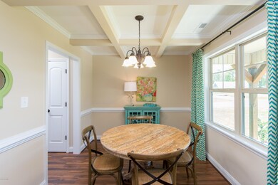 225-Breakwater-Dr-007-300DPI